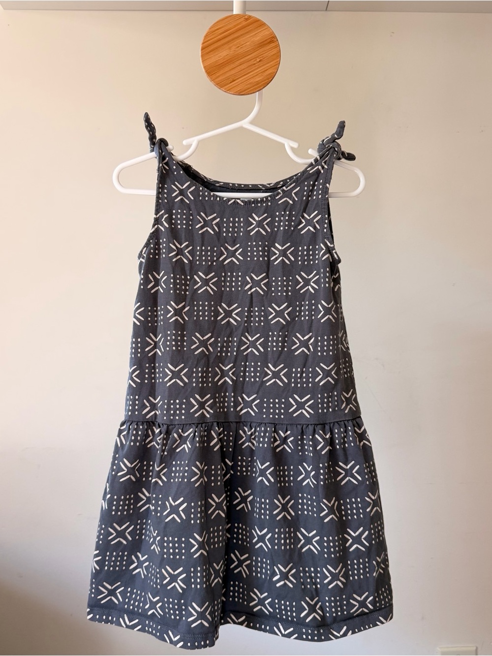 ✨Tea Collection Gray and White Geometric Tie-Shoulder Dress 100% Cotton GUC Sz 5